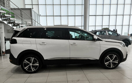 Peugeot 5008 II, 2020 год, 1 850 000 рублей, 5 фотография