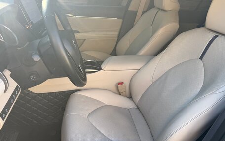 Toyota Camry, 2022 год, 3 250 000 рублей, 24 фотография