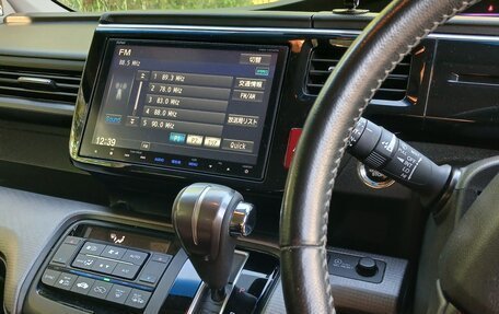 Honda Stepwgn IV, 2015 год, 1 800 000 рублей, 12 фотография