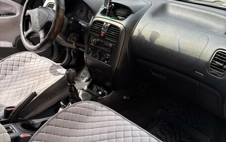 Mitsubishi Carisma I, 2002 год, 320 000 рублей, 4 фотография