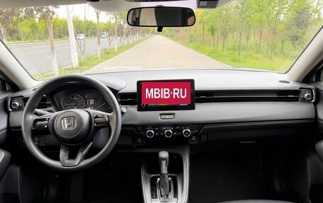 Honda Vezel, 2023 год, 1 825 000 рублей, 13 фотография