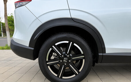 Honda Vezel, 2023 год, 1 825 000 рублей, 21 фотография