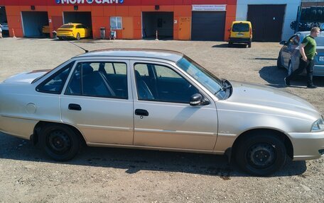 Daewoo Nexia I рестайлинг, 2013 год, 330 000 рублей, 4 фотография