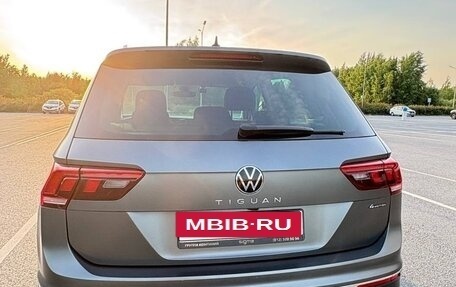 Volkswagen Tiguan II, 2021 год, 3 550 000 рублей, 4 фотография