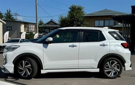 Toyota Raize I, 2023 год, 1 275 000 рублей, 6 фотография