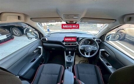Toyota Raize I, 2023 год, 1 275 000 рублей, 7 фотография