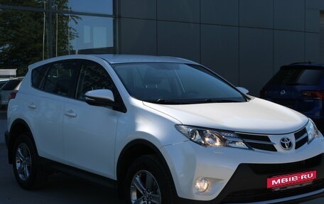 Toyota RAV4, 2015 год, 1 799 000 рублей, 3 фотография
