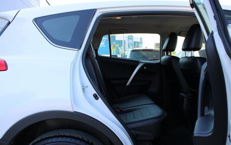 Toyota RAV4, 2015 год, 1 799 000 рублей, 18 фотография