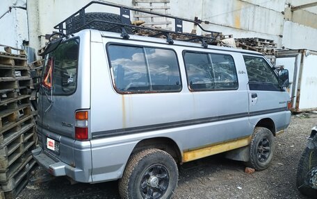 Mitsubishi Delica III, 1990 год, 155 000 рублей, 2 фотография