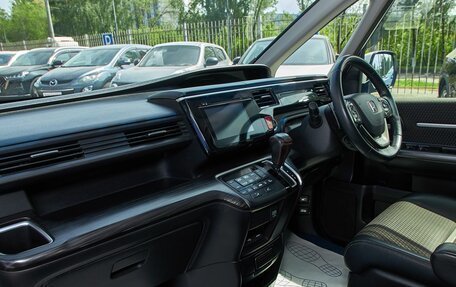 Honda Stepwgn IV, 2016 год, 2 249 000 рублей, 14 фотография