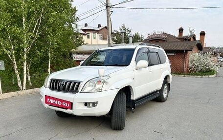 Toyota Land Cruiser Prado 120 рестайлинг, 2006 год, 2 300 000 рублей, 3 фотография