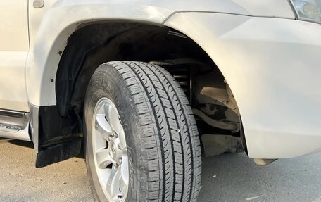 Toyota Land Cruiser Prado 120 рестайлинг, 2006 год, 2 300 000 рублей, 13 фотография