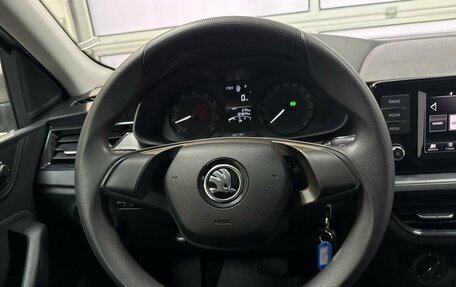 Skoda Rapid II, 2021 год, 1 625 000 рублей, 10 фотография