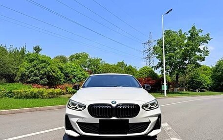 BMW 1 серия, 2023 год, 1 659 010 рублей, 3 фотография