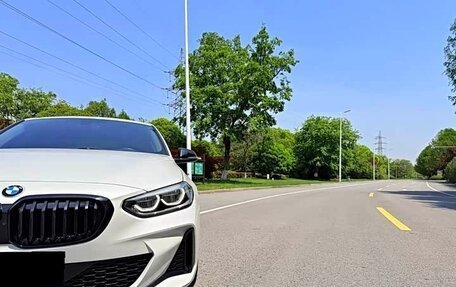 BMW 1 серия, 2023 год, 1 659 010 рублей, 4 фотография