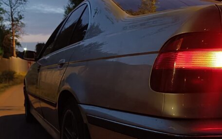 BMW 5 серия, 1997 год, 260 000 рублей, 13 фотография