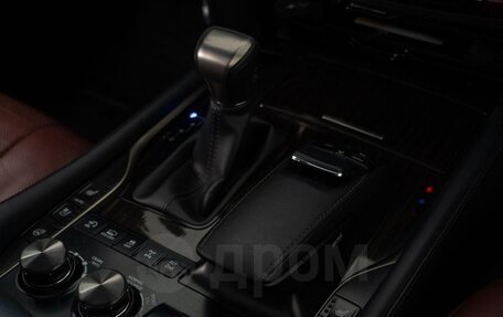 Lexus LX III, 2019 год, 9 000 000 рублей, 12 фотография