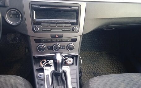 Volkswagen Passat B7, 2013 год, 1 200 000 рублей, 2 фотография