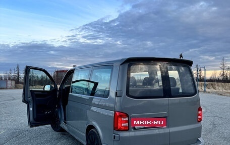 Volkswagen Transporter T6 рестайлинг, 2015 год, 1 890 000 рублей, 6 фотография