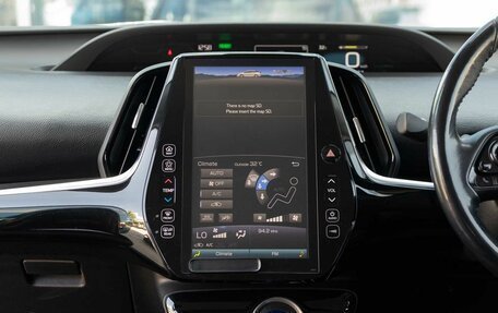 Toyota Prius IV XW50, 2018 год, 1 700 000 рублей, 14 фотография