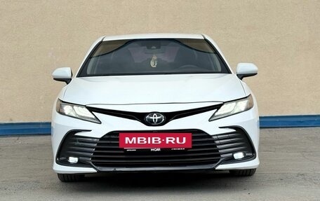 Toyota Camry, 2020 год, 2 100 000 рублей, 2 фотография