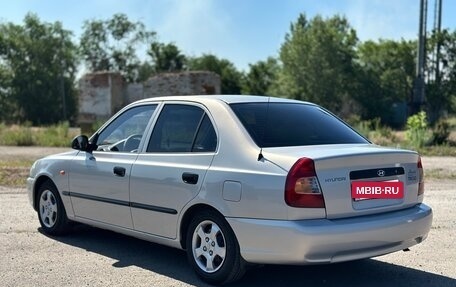 Hyundai Accent II, 2008 год, 670 000 рублей, 3 фотография