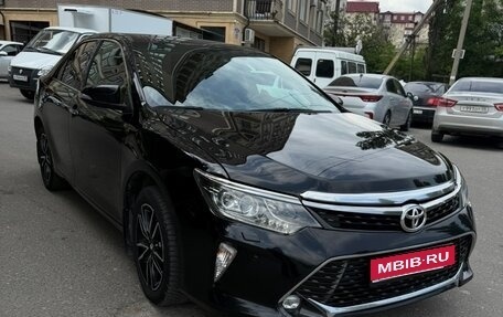 Toyota Camry, 2017 год, 2 200 000 рублей, 5 фотография