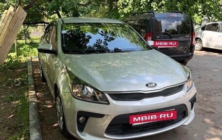 KIA Rio IV, 2018 год, 1 350 000 рублей, 3 фотография