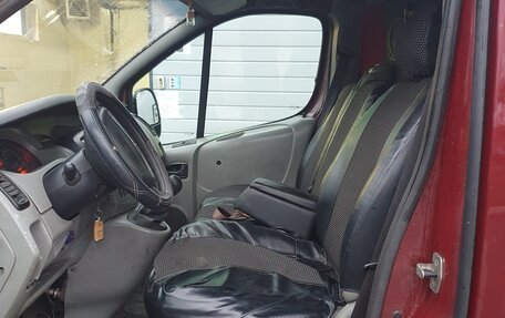 Renault Trafic, 2003 год, 630 000 рублей, 2 фотография
