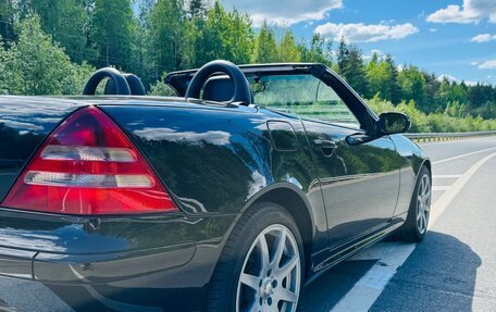 Mercedes-Benz SLK-Класс, 2000 год, 1 200 000 рублей, 14 фотография