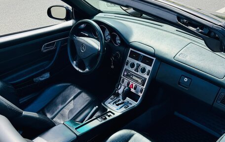 Mercedes-Benz SLK-Класс, 2000 год, 1 200 000 рублей, 18 фотография