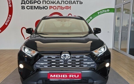 Toyota RAV4, 2019 год, 3 650 000 рублей, 2 фотография