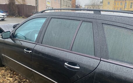 Mercedes-Benz E-Класс, 2008 год, 500 000 рублей, 3 фотография