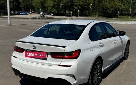 BMW 3 серия, 2019 год, 4 100 000 рублей, 3 фотография