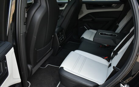 Porsche Cayenne III, 2026 год, 25 500 000 рублей, 16 фотография