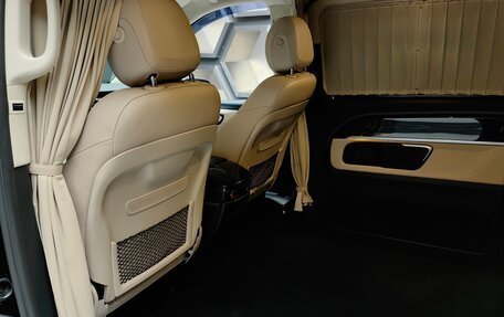 Mercedes-Benz V-Класс, 2018 год, 6 200 000 рублей, 15 фотография