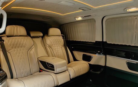 Mercedes-Benz V-Класс, 2018 год, 6 200 000 рублей, 22 фотография