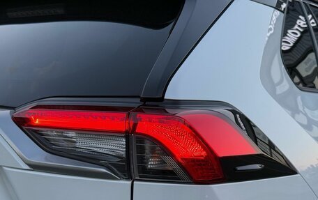 Toyota RAV4, 2020 год, 2 899 000 рублей, 8 фотография