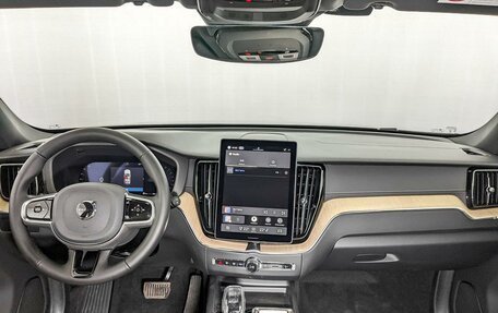 Volvo XC60 II, 2025 год, 7 500 000 рублей, 10 фотография