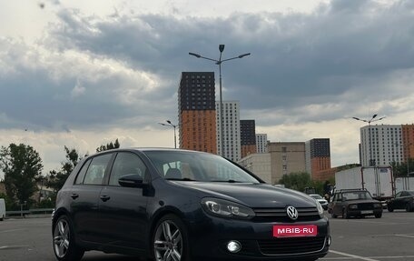 Volkswagen Golf VI, 2012 год, 930 000 рублей, 1 фотография