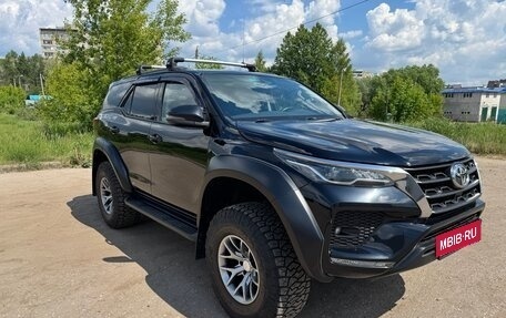 Toyota Fortuner II, 2021 год, 5 900 000 рублей, 1 фотография
