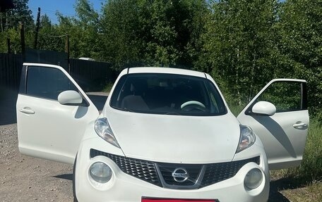 Nissan Juke II, 2014 год, 900 000 рублей, 1 фотография