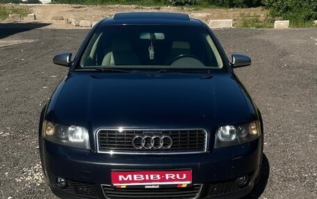 Audi A4, 2004 год, 819 000 рублей, 1 фотография