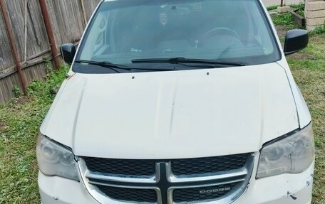 Dodge Caravan V, 2011 год, 999 999 рублей, 2 фотография