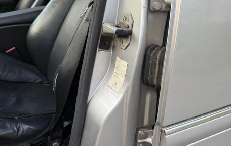 Mercedes-Benz E-Класс, 1997 год, 330 000 рублей, 14 фотография