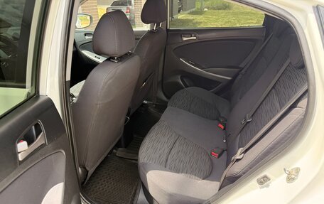 Hyundai Solaris II рестайлинг, 2016 год, 920 000 рублей, 16 фотография