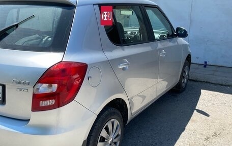 Skoda Fabia II, 2011 год, 500 000 рублей, 3 фотография