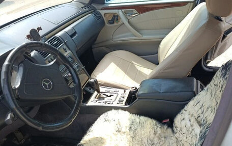 Mercedes-Benz E-Класс, 1999 год, 250 000 рублей, 10 фотография