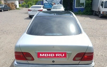 Mercedes-Benz E-Класс, 1999 год, 250 000 рублей, 5 фотография