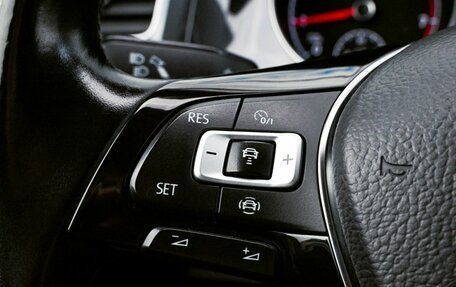 Volkswagen Golf VIII, 2020 год, 1 890 000 рублей, 13 фотография